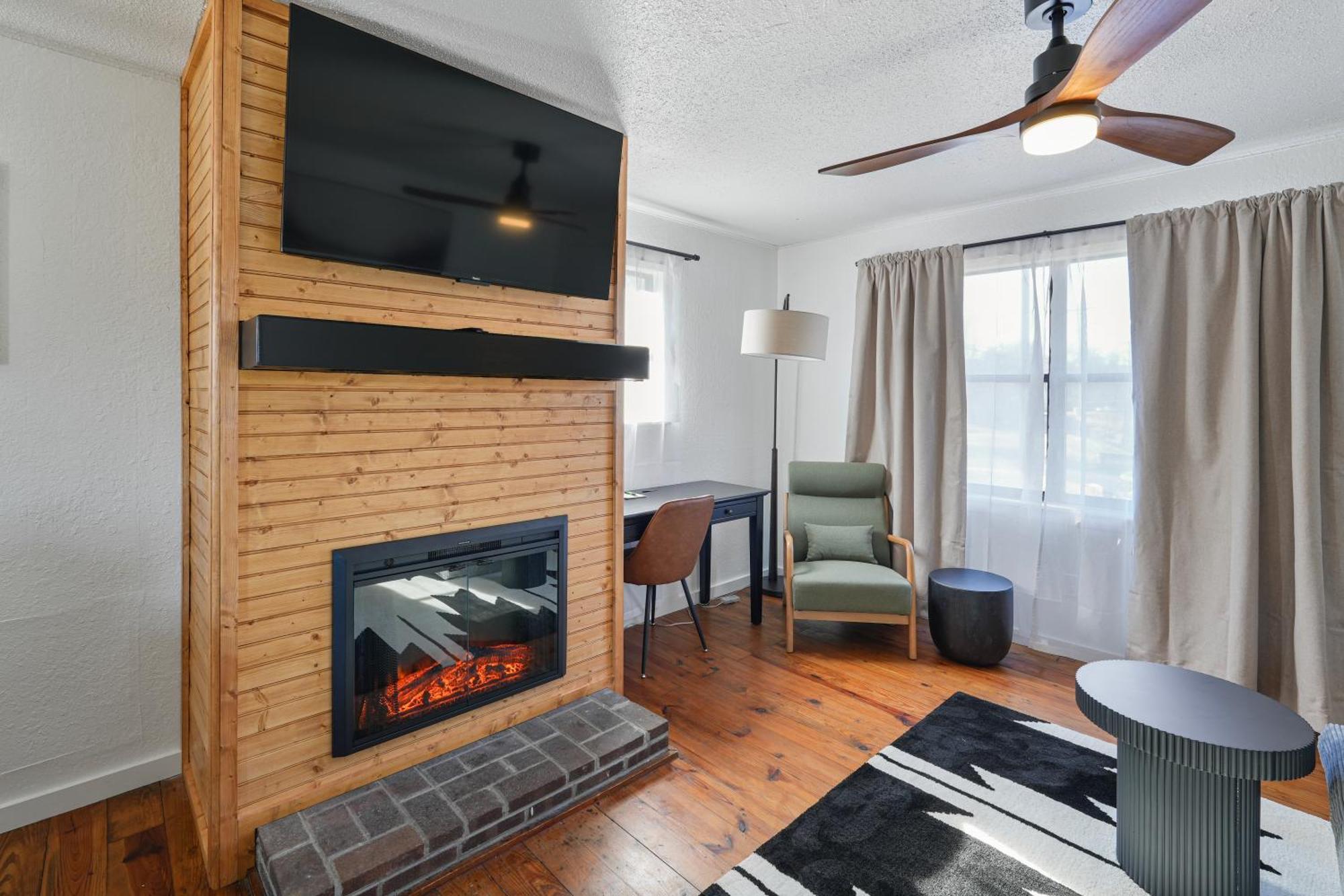 Tremont Lodge & Resort Townsend Bagian luar foto