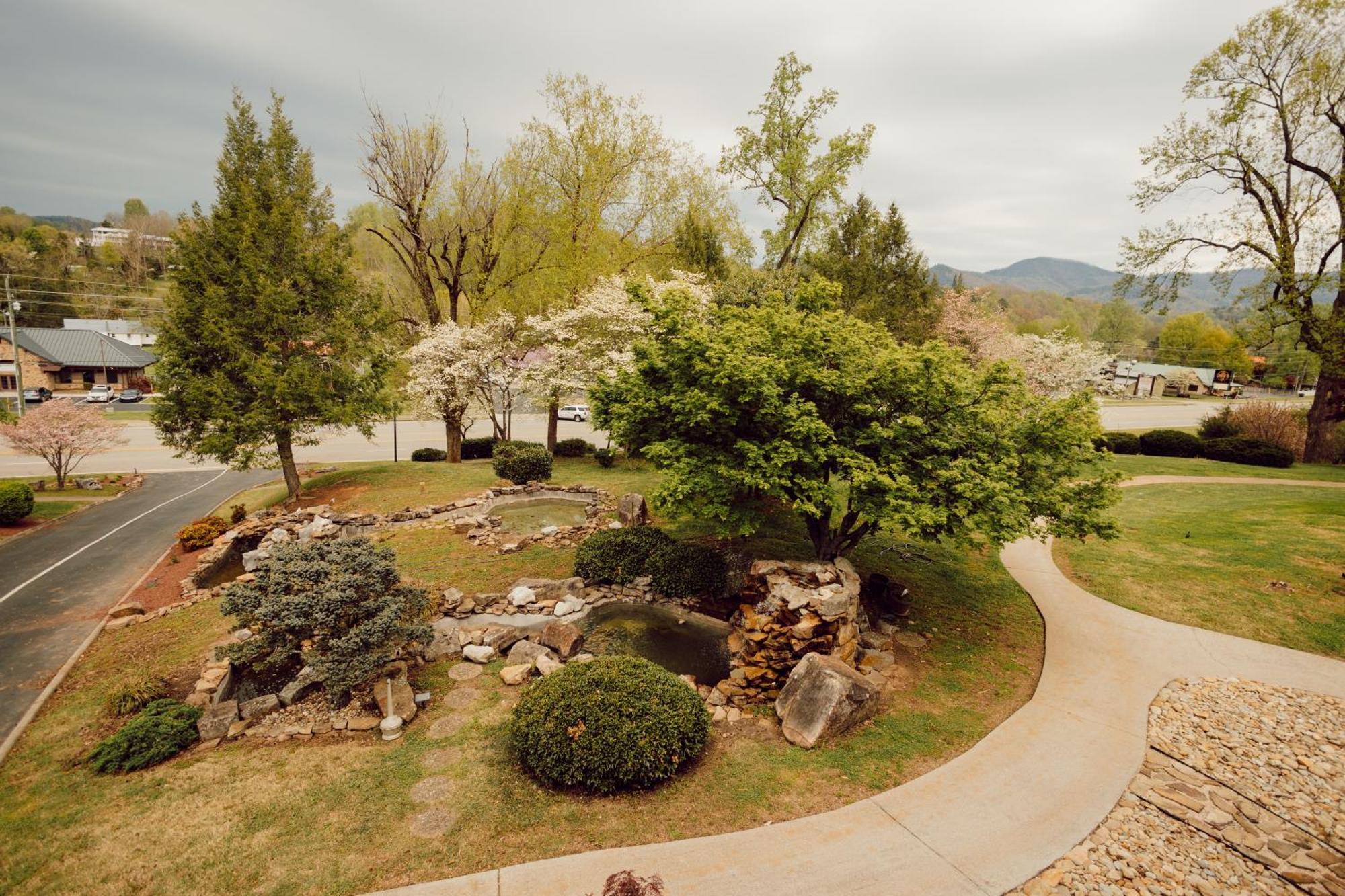 Tremont Lodge & Resort Townsend Bagian luar foto